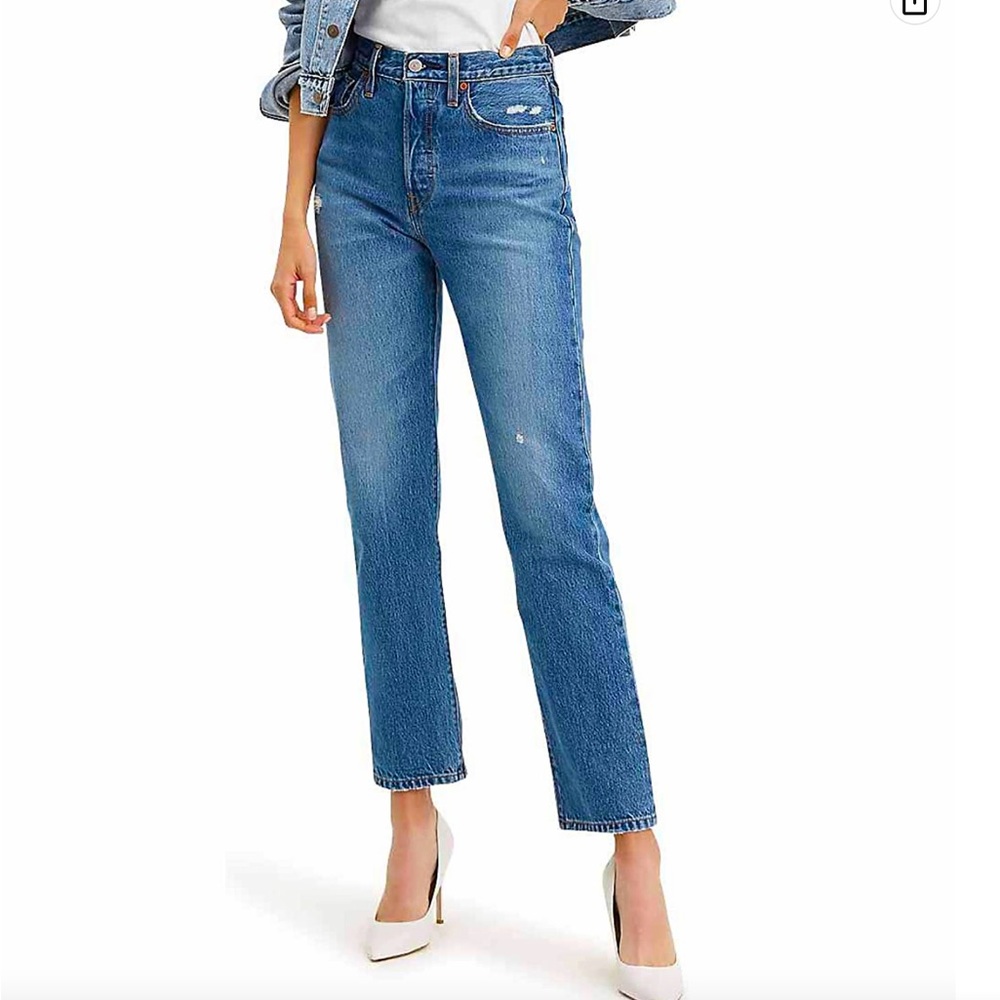 Levis Distressed 501 T  W27/L30